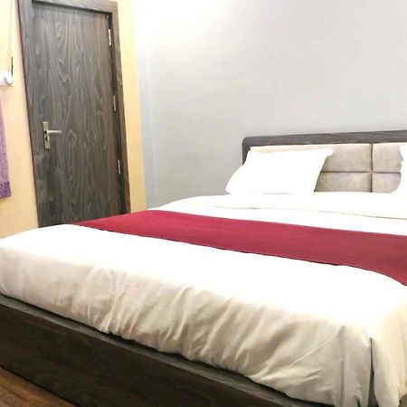Baba Hotel Shāmpur Buitenkant foto