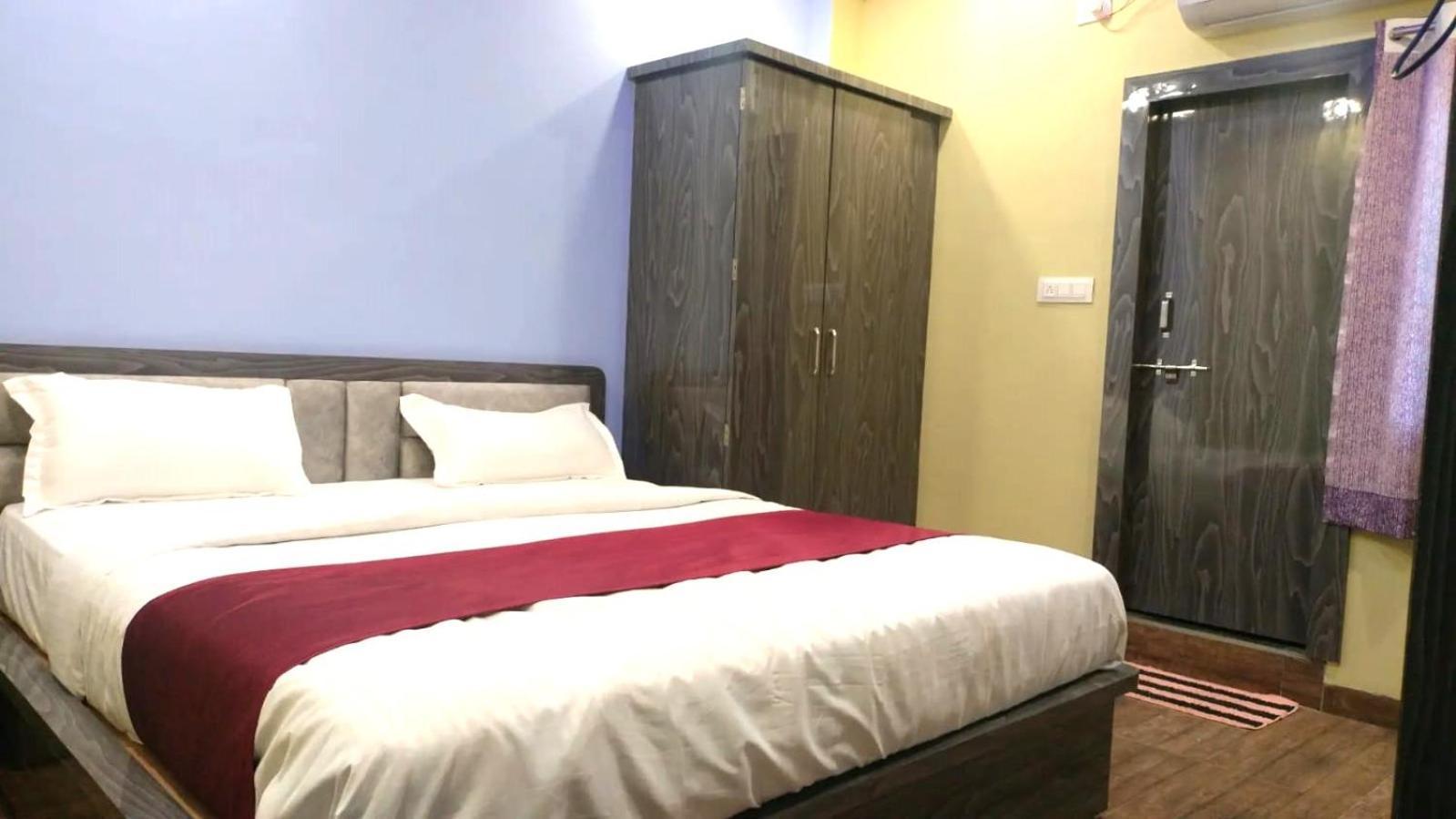 Baba Hotel Shāmpur Buitenkant foto
